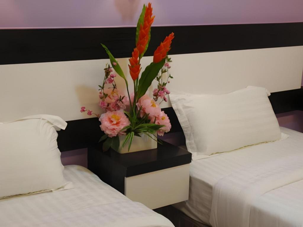 Hotel Star Moon Malacca Eksteriør billede